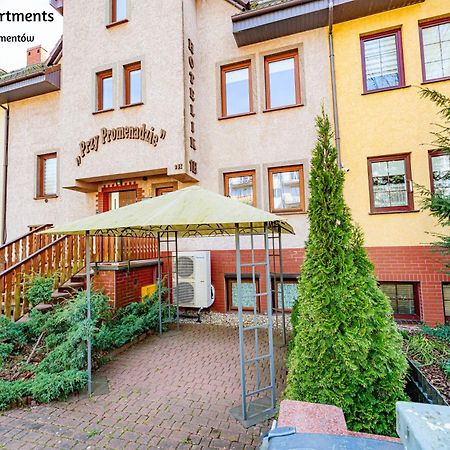 Baltic Apartments - Hotelik Przy Promenadzie Świnoujście Exteriör bild